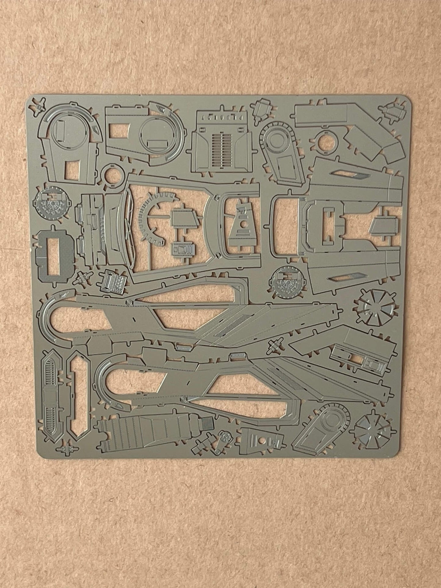 Official Metal Earth Blade Runner 2049 Spinner Car sheet 1